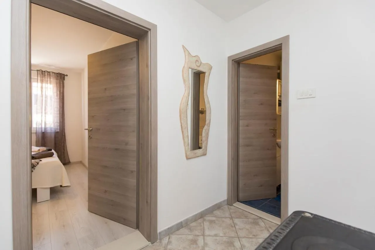 Apartment Am Koromačno 0*,