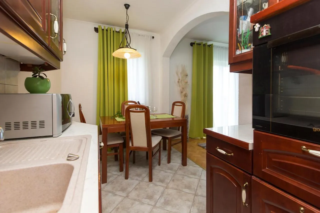 Apartment Am Koromačno