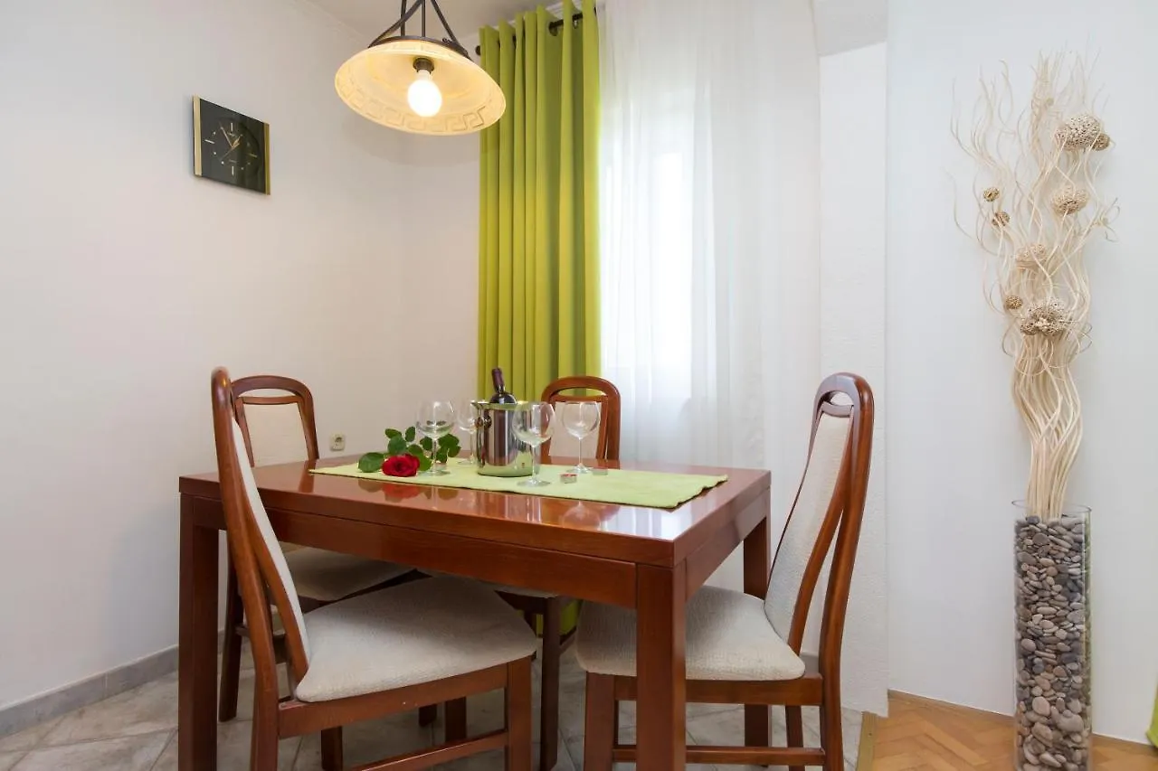 Apartment Am Koromačno